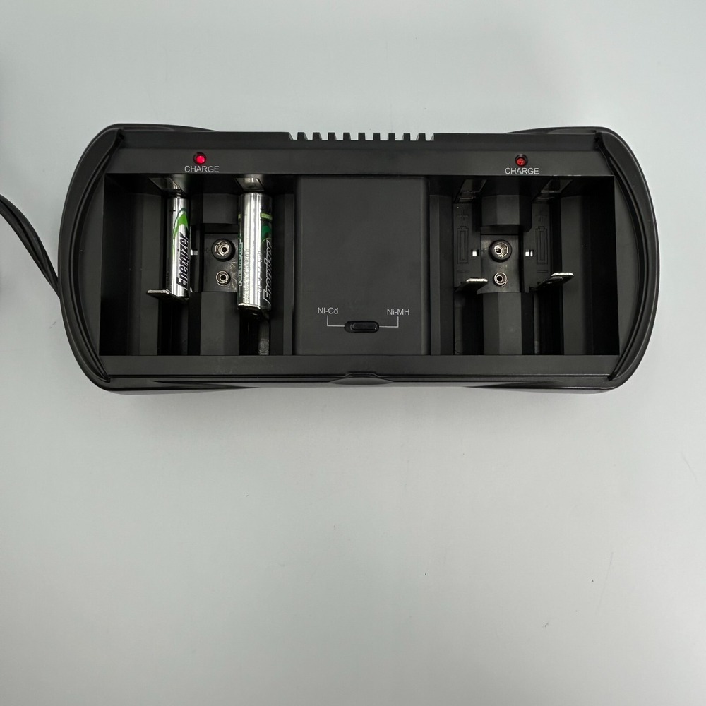 RADIO SHACK Universal Overnight Battery Charger 23-339 Ni-Cd/Ni-MH Tested Works - Picture 2 of 8